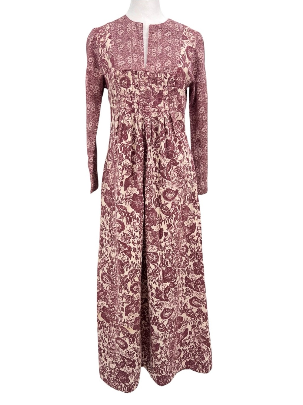 Young innocent vintage prairie cottage core floral dress 4